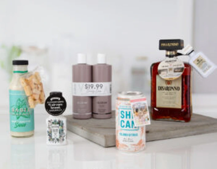 ElastiTag hang tags and bottleneckers with elastic loop around bottles and cans